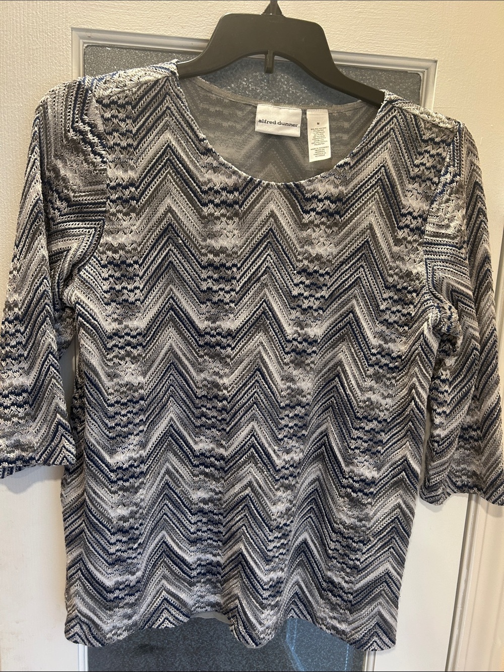 Alfred Dunner Chevron Knit 3/4 Sleeve Top - Navy & Gray.  Size M